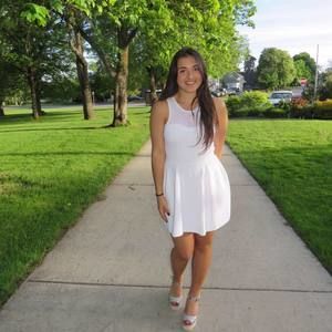 Meet your Posher, Valentina